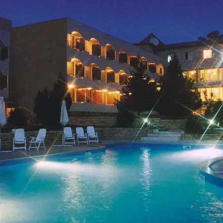 Hotel Naslada 3*
