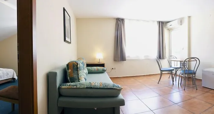 Hotel Naslada Balchik